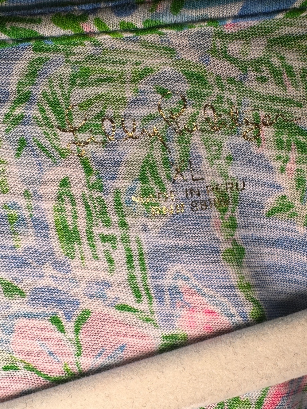 Lilly Pulitzer Via Parigi Print V-Neck Tee – Women’s XL - Picture 2 of 6